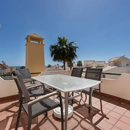 Beachside Townhouse - Sleeps 8 Ferienhaus *
