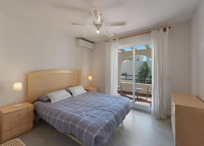 Vakantiehuis Beachside Townhouse - Sleeps 8